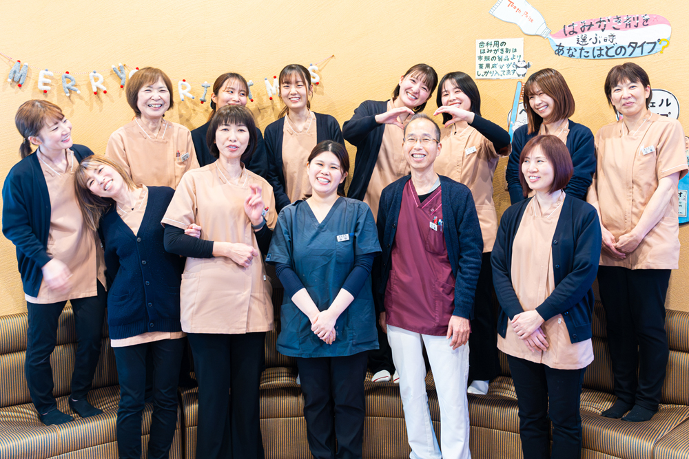 スタッフ集合写真